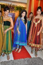 Sagarika Ghatge at the launch of new collection by designer Nisha Sagar in Juhu, Mumbai on 13th Sept 2011 (66).JPG